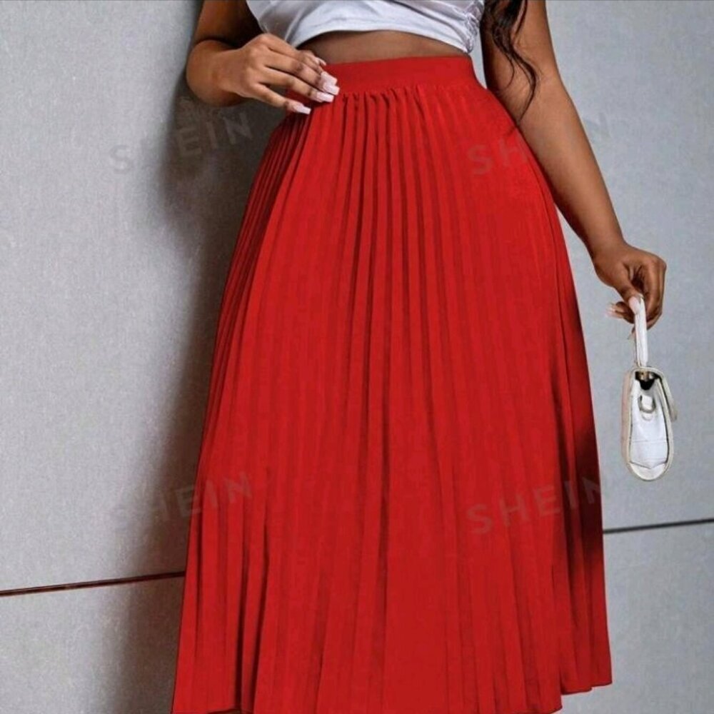 SHEIN Prive` Plus Size Solid Color Elastic Waist Pleated Midi Skirt